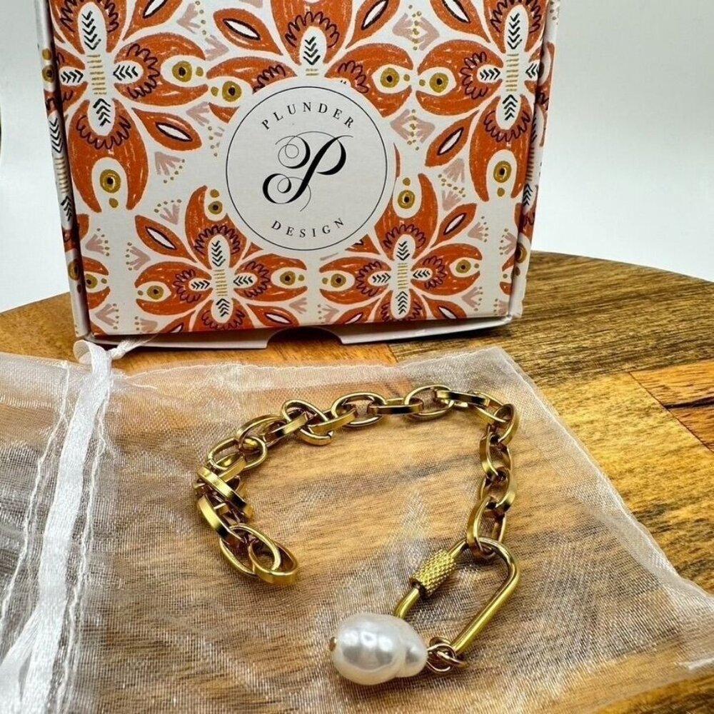 Plunder Design Brenna Mckensie Bracelet Large Gold Chain With Pearl Charm NIB